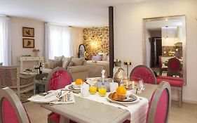 Total Marbella Suites (Adults Only)